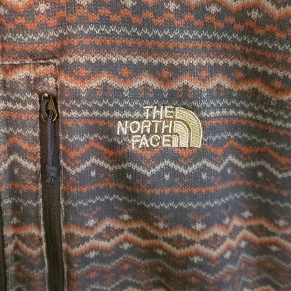 North face pullover - Picture 2 of 3